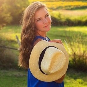 Meet your Posher, Meredith